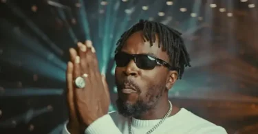 Kwaw Kese - Awoyo Sofo (Official Video) Ft Kofi Mole 